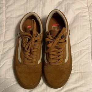 Vans Men's Tan and White Sneakers